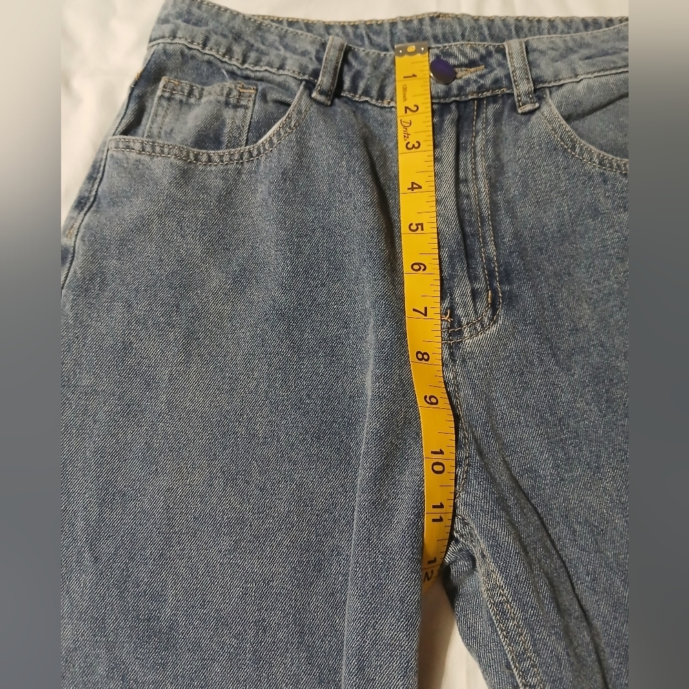 Classic Blue Women's‎ Jeans - Picture 6 of 12